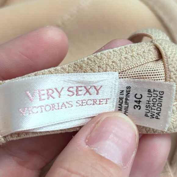 Victoria’s Secret | Very Sexy  Vintage Push Up Without Padding 06' Lace 34C Bra - Picture 5 of 7